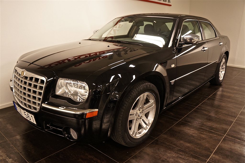 Chrysler 300c 2 поколение